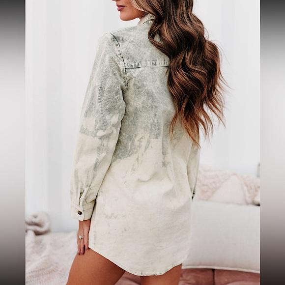 ☃️BOGO50%☃️ 🆕💚PEACH LOVE: OLIVE Washed Corduroy Button Up Shirt SMALL - Picture 12 of 14